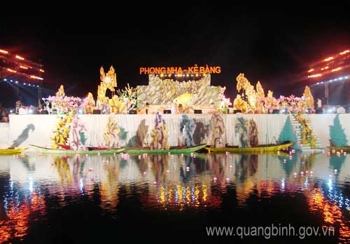 Artistic performance to welcome the anniversary