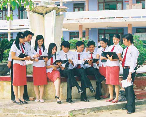 SV Trường ĐH QB