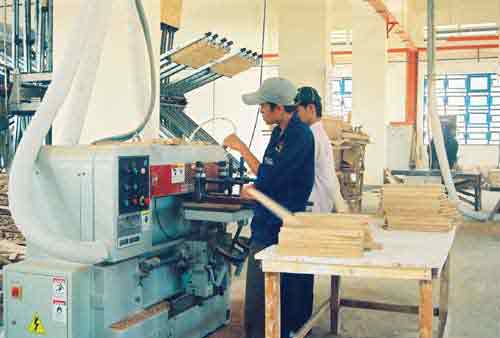 Processing wood