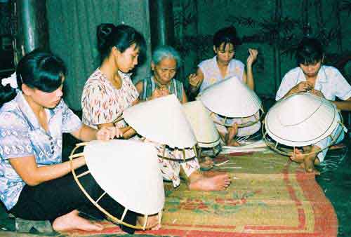 Chằm nón - Quảng Thuận (Quảng Trạch)